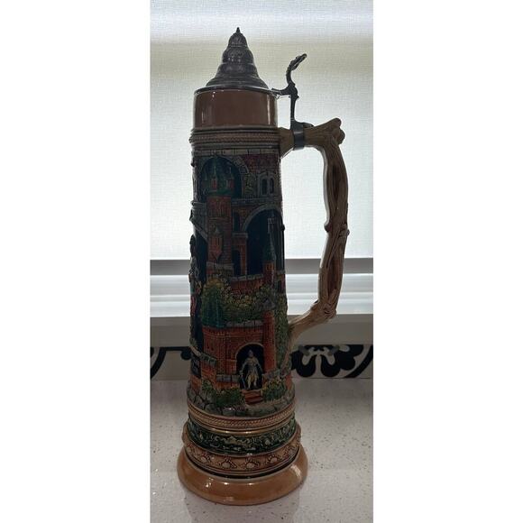 RARE VINTAGE 4 LITER GERZ 22” TALL, "TOWER WITH STROLLING COUPLE" GERMAN STEIN - Picture 3 of 8